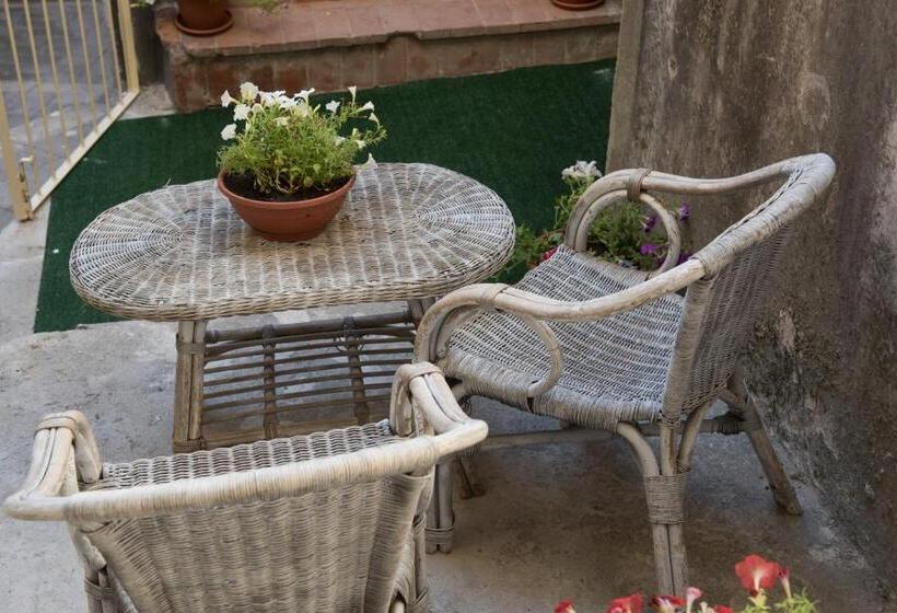 Bed and Breakfast Al Borgo Maison