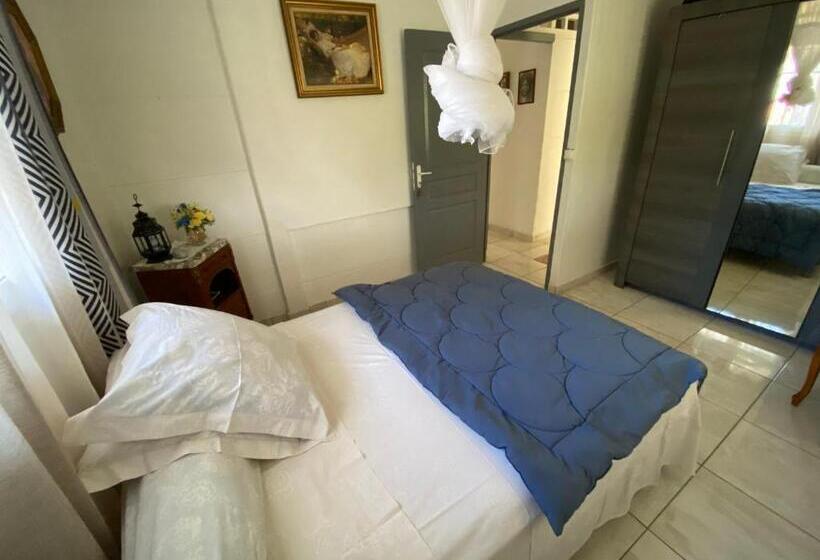 تختخواب و صبحانه Escale Antillaise