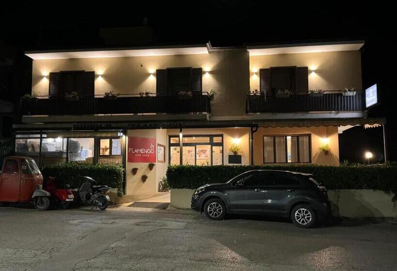 مبيت وإفطار Flamengo Rooms