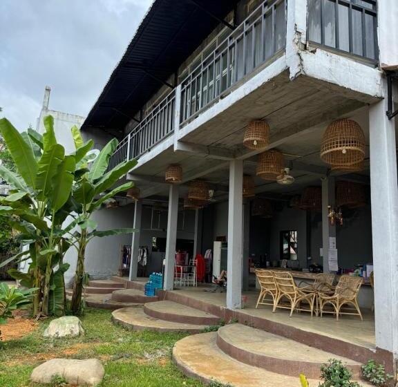 هتل A P S Boutique