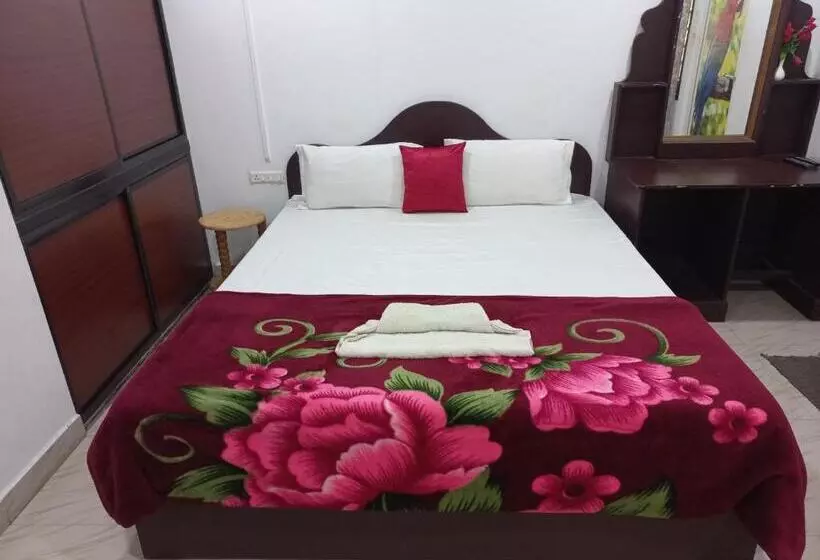 ホテル Edens Residency Thekkady