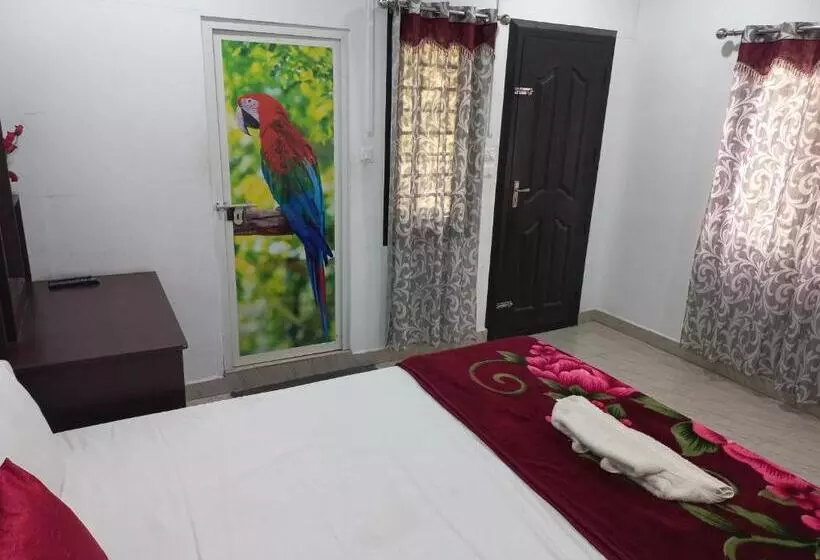 ホテル Edens Residency Thekkady