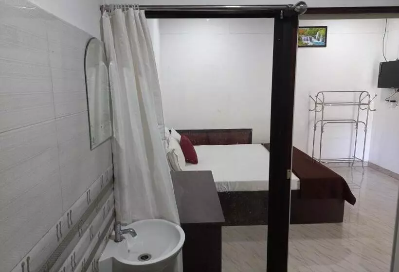 ホテル Edens Residency Thekkady