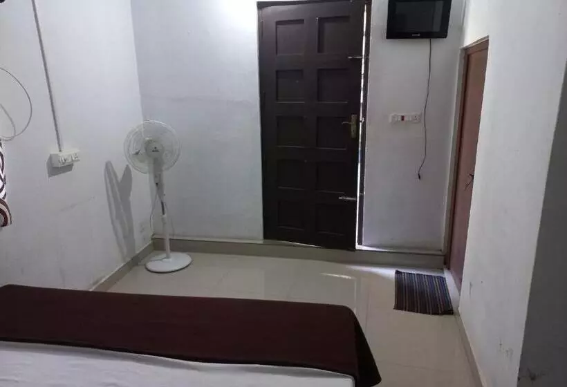 ホテル Edens Residency Thekkady