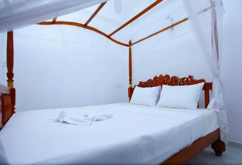 Hotelli Galene Beach