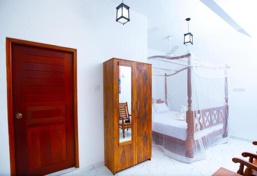 Отель Galene Beach