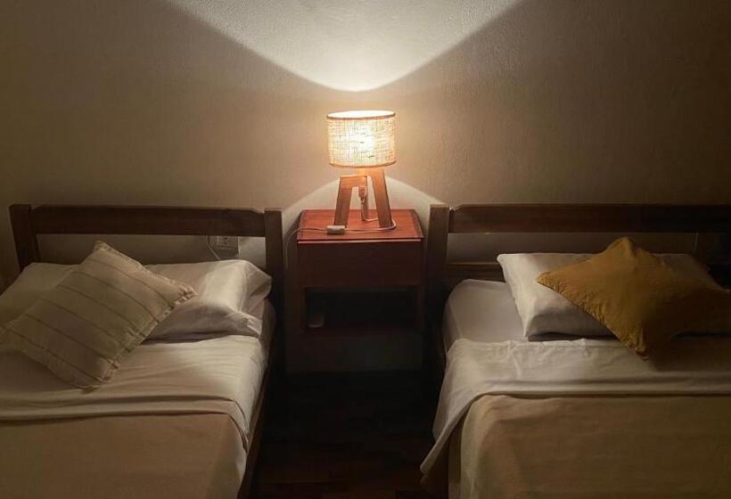 Hotel La Tata En Yvera