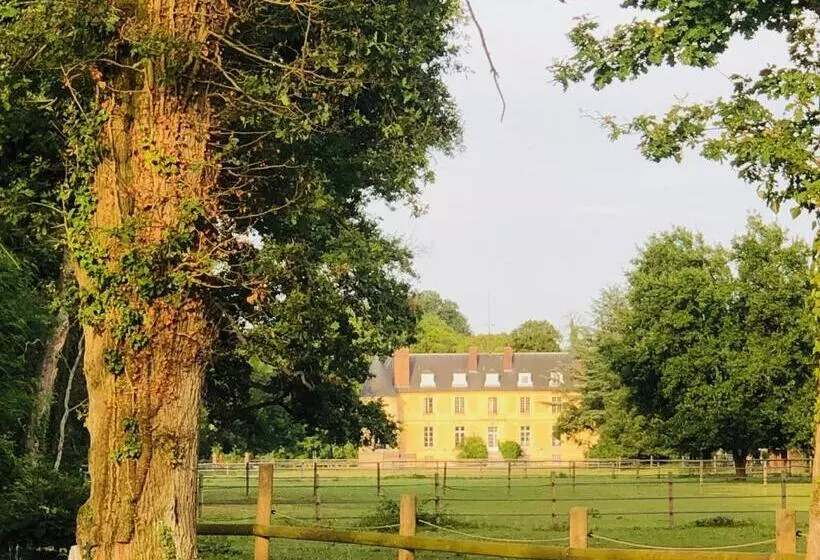 ホテル Les Lodges De Vaugrigneuse