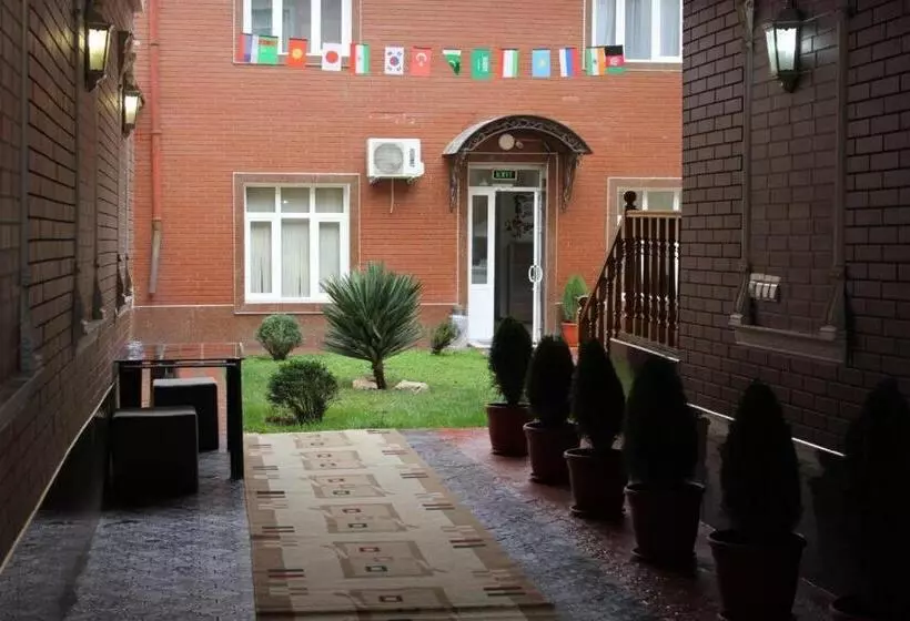 ホテル Musarat Saray