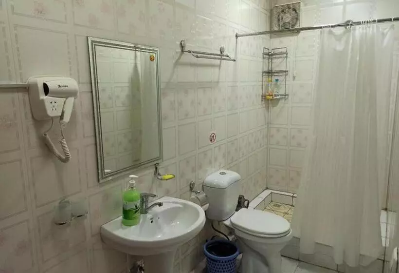 ホテル Musarat Saray