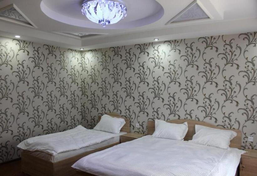 هتل Musarat Saray