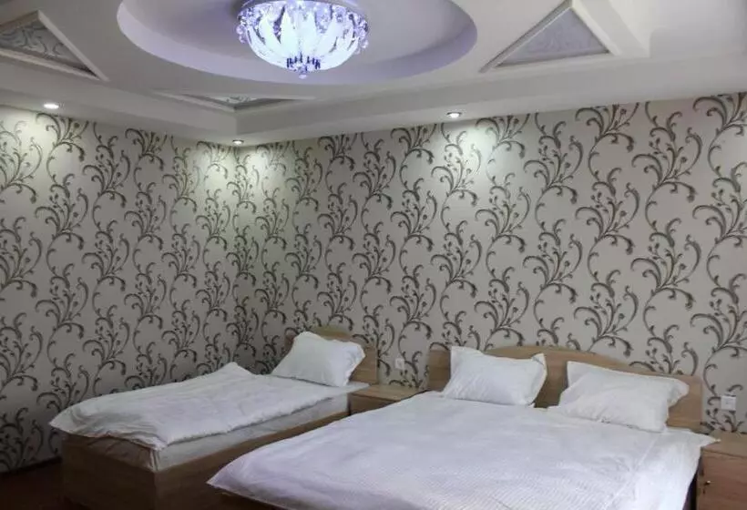 ホテル Musarat Saray