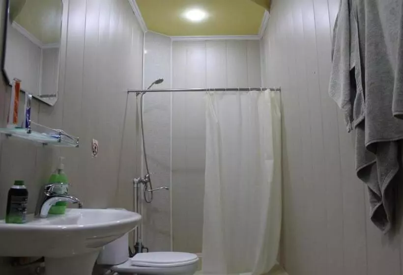 ホテル Musarat Saray