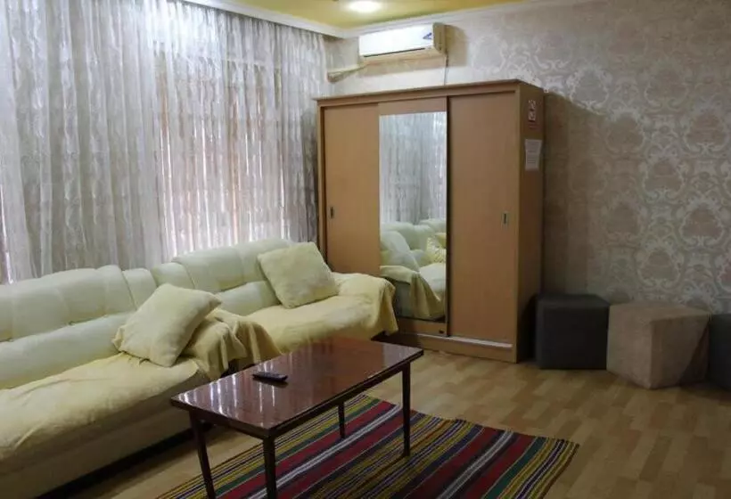 ホテル Musarat Saray