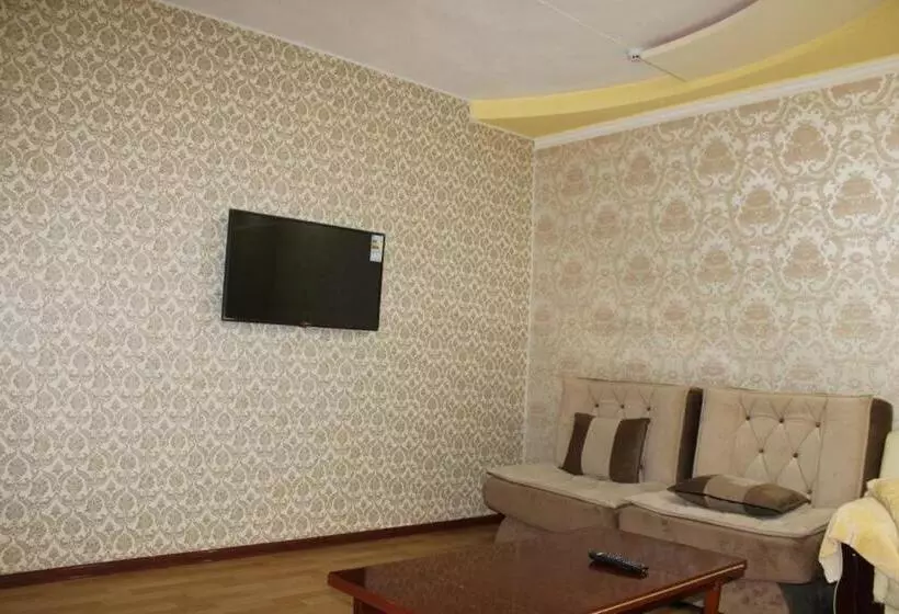 ホテル Musarat Saray