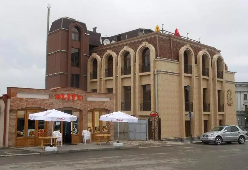 هتل Old Telavi