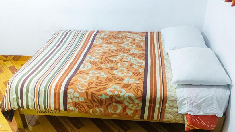 בית מלון כפרי Shalom