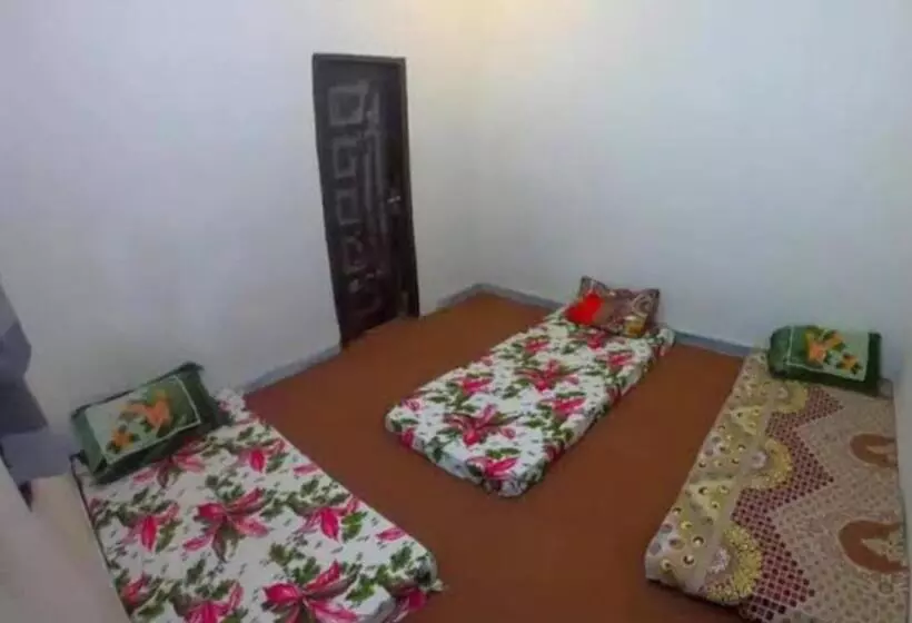 Madina Town Girls Hostel