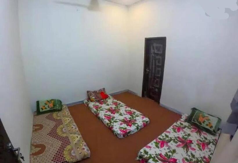 Madina Town Girls Hostel