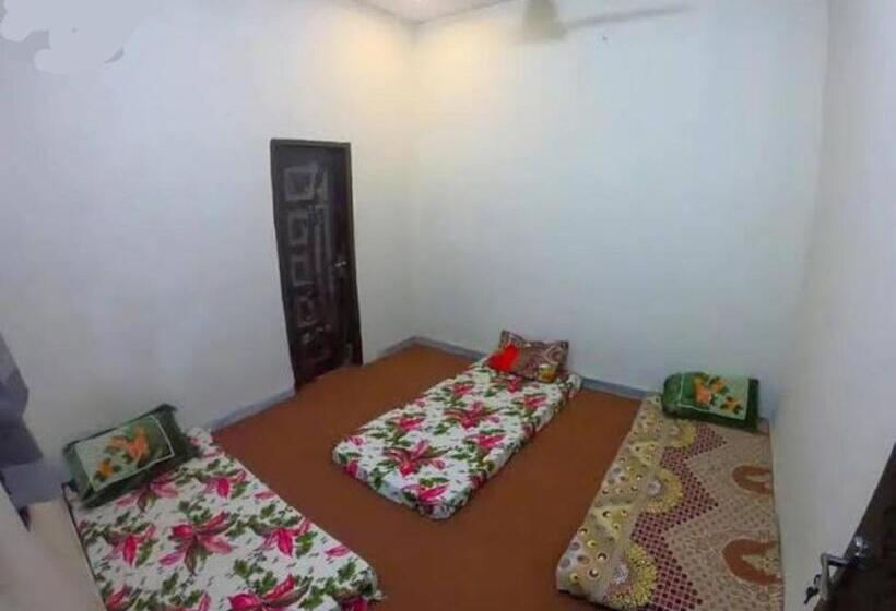 Madina Town Girls Hostel
