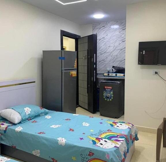 پانسیون Royal