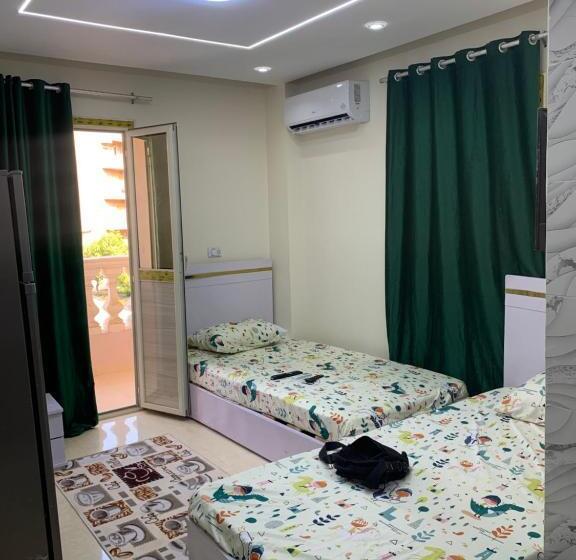 پانسیون Royal