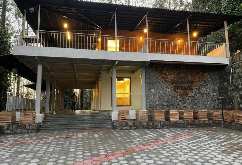 אתר נופש 100 Oaks Estate