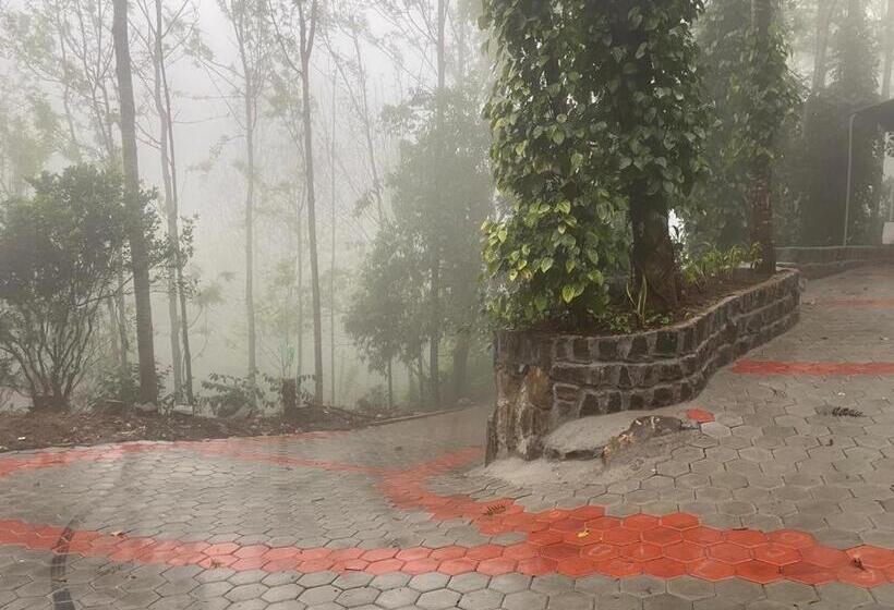 אתר נופש 100 Oaks Estate