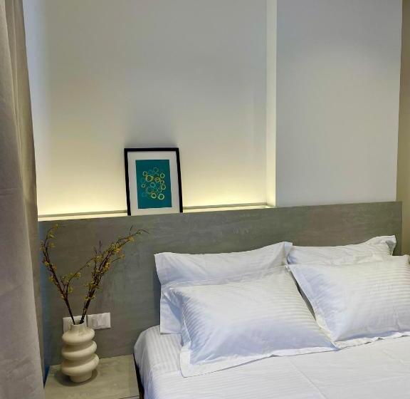 Free Parking   Cozy City Center Studio