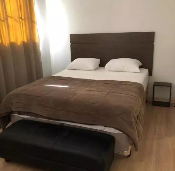Aurea Hostel