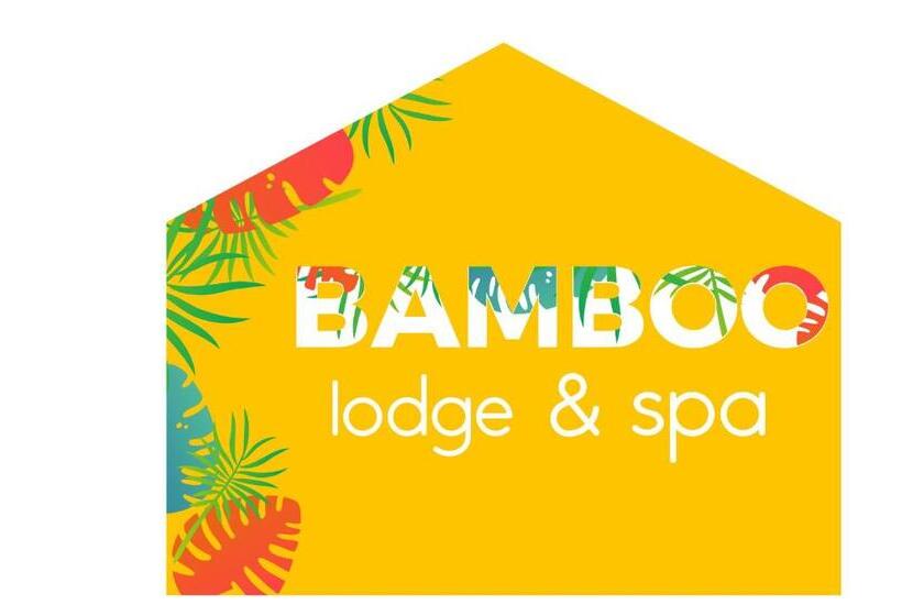 هتل Bamboo Lodge