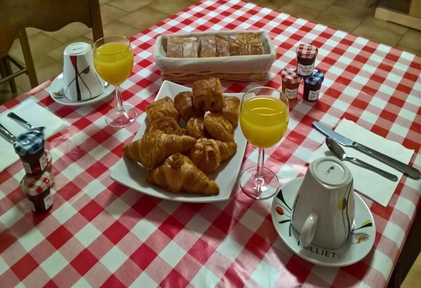 ホテル La Bastide Du Logis Du Pin