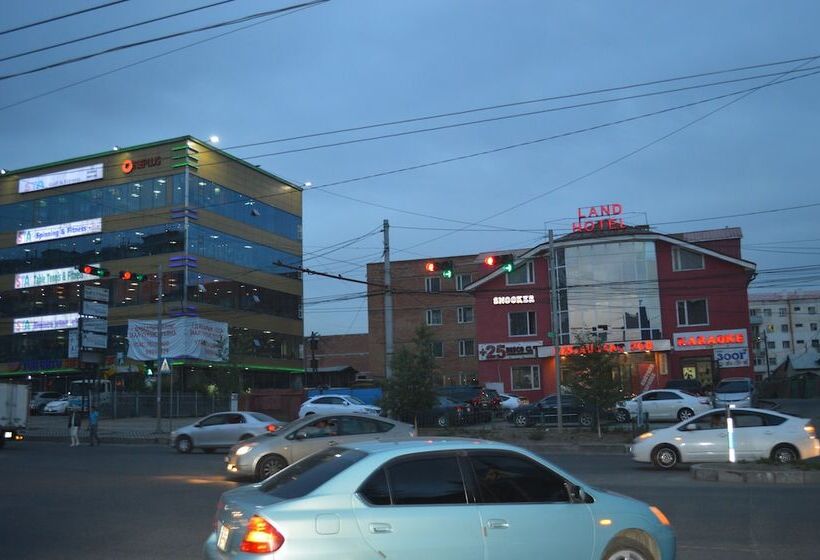 هتل Land