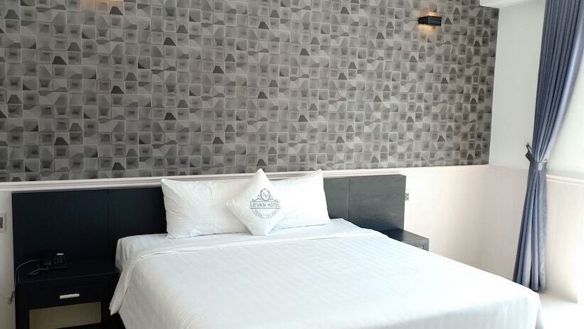 هتل Levan