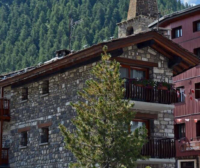 هتل Maison De Famille Les 5 Frères