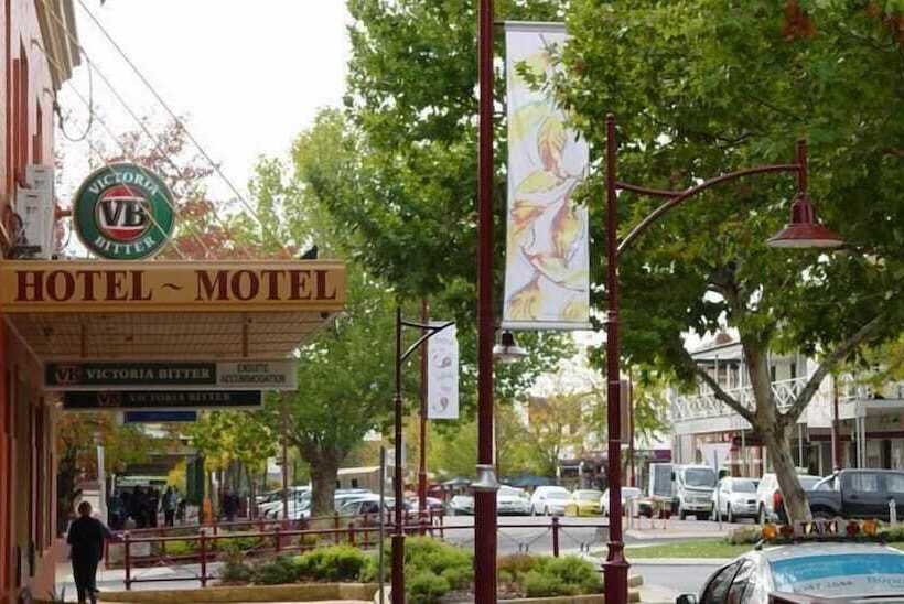 酒店 The Commercial