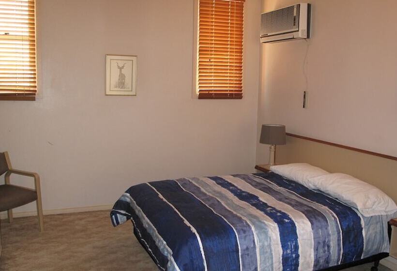 酒店 The Commercial