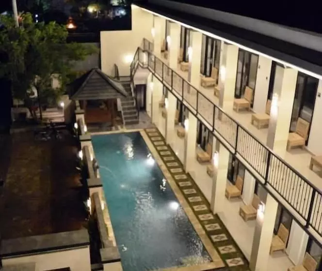 Hotelli Tirtha Canggu Suites