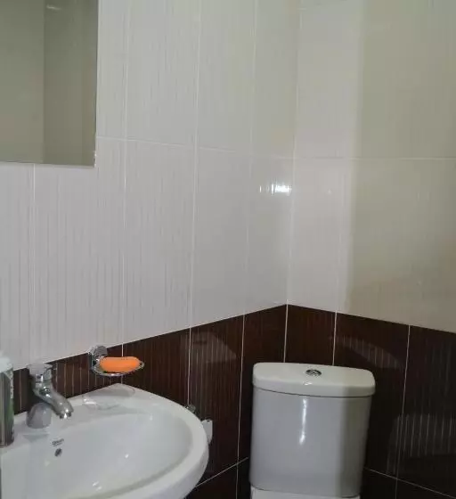 Riverside Hostel Borjomi