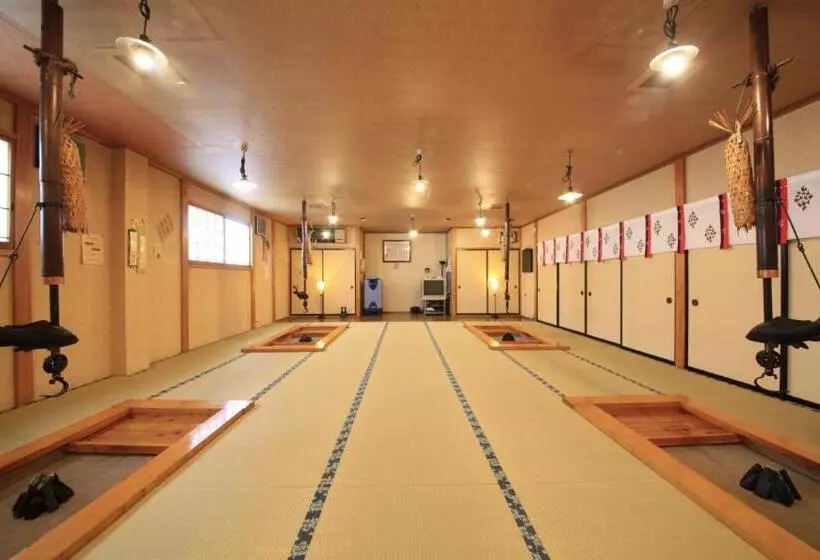ریوکان Minshuku Fukufuji