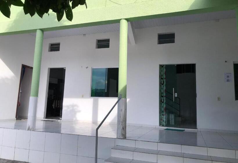 הוסטל Pousada Casa Verde