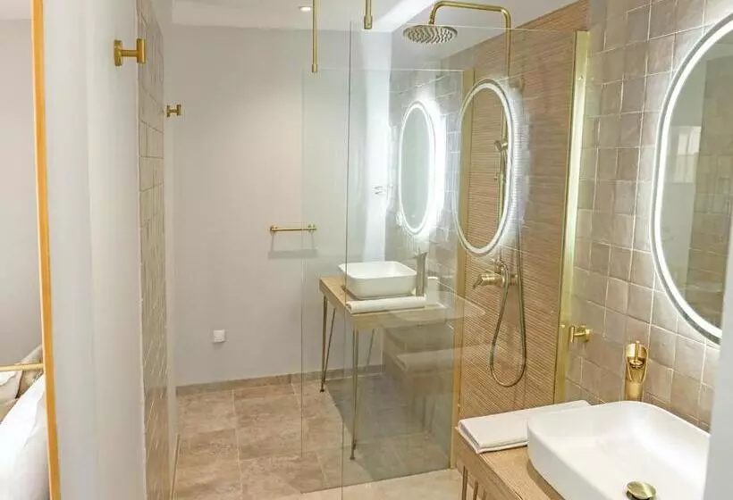 Aamiaismajoitus (B&B) Les Gîtes De Laure   L Eden Romantique, Chambres Hôtes, Spa Privé, Couloir De Nage, Adults Only