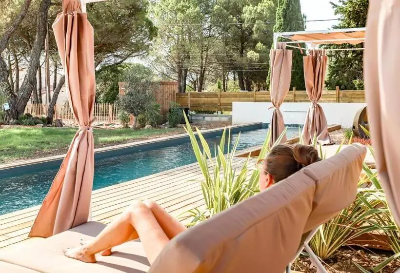 Aamiaismajoitus (B&B) Les Gîtes De Laure   L Eden Romantique, Chambres Hôtes, Spa Privé, Couloir De Nage, Adults Only