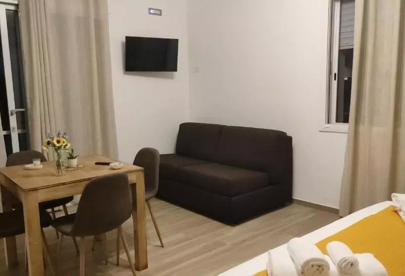 Aamiaismajoitus (B&B) Pietra Bianca