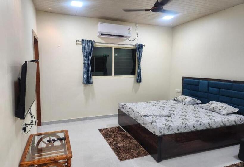 مبيت وإفطار Sherkar Green City