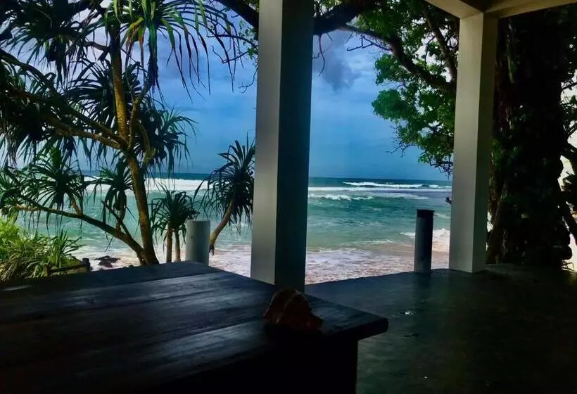 Aamiaismajoitus (B&B) Sooriya Villa