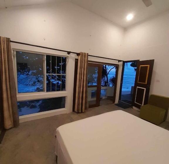 Bed and Breakfast Sooriya Villa