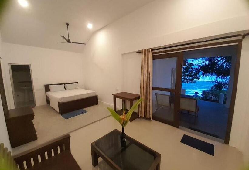 Bed and Breakfast Sooriya Villa