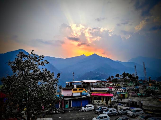 Hotelli Manorama Palace Badrinath