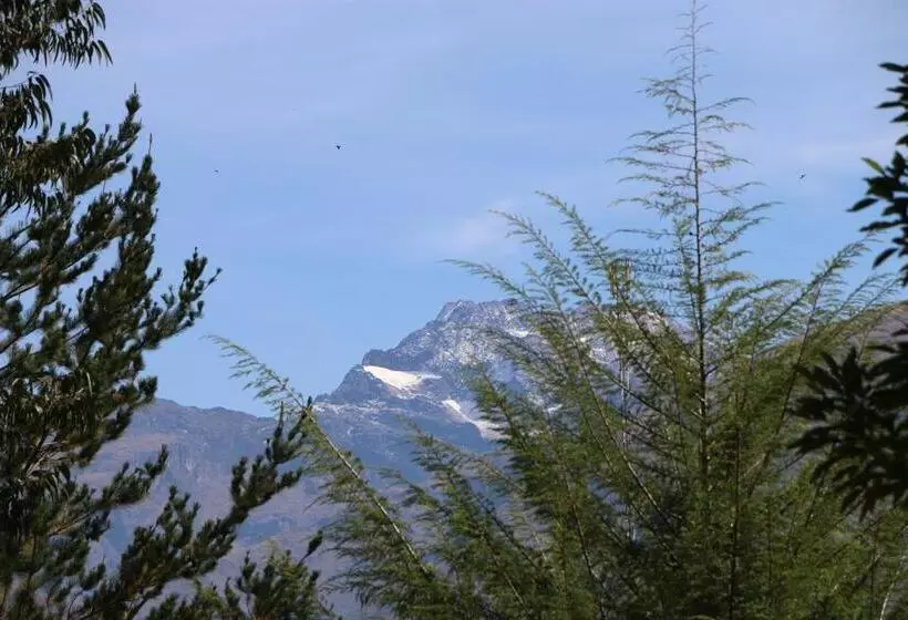 ホテル Natural Human Boutique Sanctuary   Sacred Valley Peru
